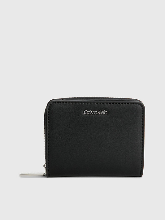 Calvin Klein Kadın Çanta K60K611095
